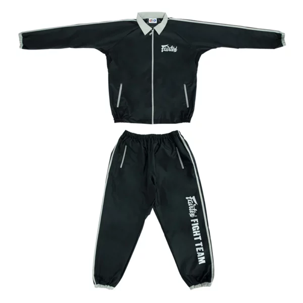 Ensemble de sudation Fairtex VS4, conçu pour maximiser votre sudation et améliorer vos performances d’entraînement. Idéal pour les séances de cardio, de boxe, et d’entraînement intensif. Parfait pour ceux qui cherchent à perdre du poids rapidement et efficacement