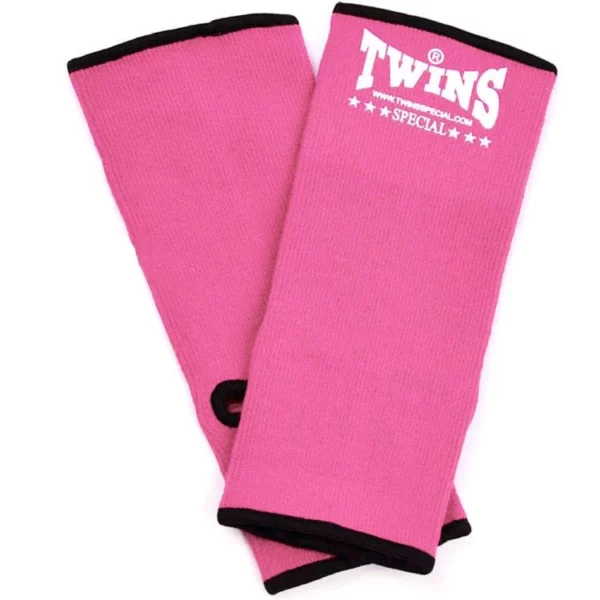 Les Chevillères de protection Twins rose pour les pratiquants de sports de combats , idéal pour un soutient et renforcement des chevilles.