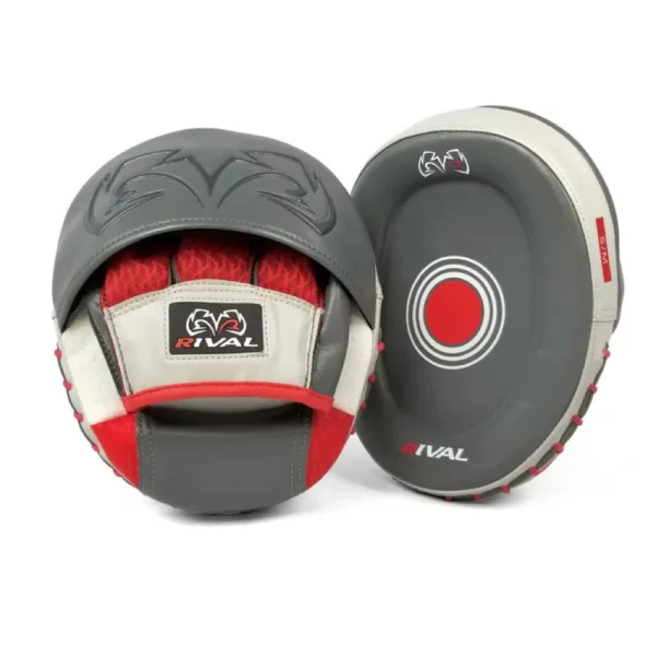 Mitaines Rival RPM80 impulse une sensation unique, de très haut de gamme, peuvent être utilisées de débutants aux professionnels. l'outil indispensable à tous les coachs