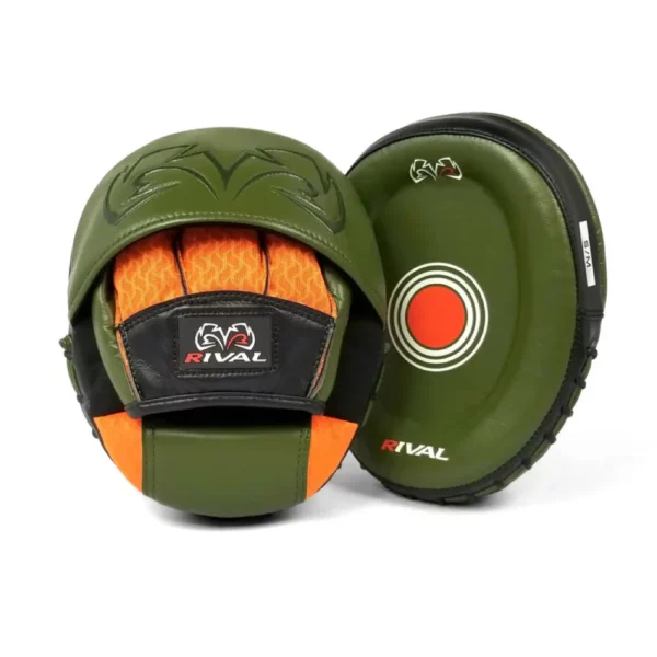 Mitaines Rival RPM80 impulse une sensation unique, de très haut de gamme, peuvent être utilisées de débutants aux professionnels. l'outil indispensable à tous les coachs