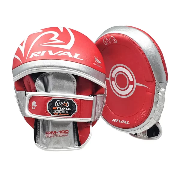 Les pattes d’ours Rival RPM 100 sont parfaites pour les entraînements de boxe, kickboxing, MMA et autres arts martiaux. Elles sont adaptées aussi bien aux débutants qu’aux professionnels, offrant une polyvalence et une efficacité incomparables.