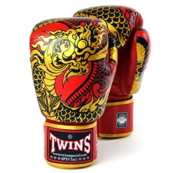 Gants de boxe Twins Naga red 1