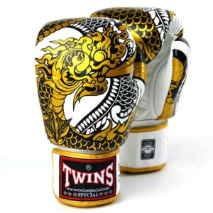 Gants Twins Naga - Conçus pour offrir une protection optimale et un confort inégalé. Fabriqués en cuir véritable avec un design ergonomique, parfaits pour des entraînements et des compétitions.
