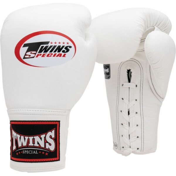 Gants Twins à Lacet - Conçus pour les boxeurs exigeants, ces gants en cuir véritable offrent une protection et un confort inégalés. Parfaits pour des entraînements et compétitions intensives.
