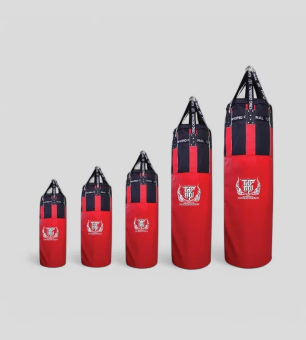 Optez pour le sac de frappe Top King TKHBH-SN, conçu en semi-cuir et nylon pour une robustesse et une durabilité optimales. Idéal pour tous les niveaux, il offre une absorption des chocs exceptionnelle, une polyvalence pour différents sports de combat, et un design soigné. Un choix incontournable pour des entraînements performants et réguliers.