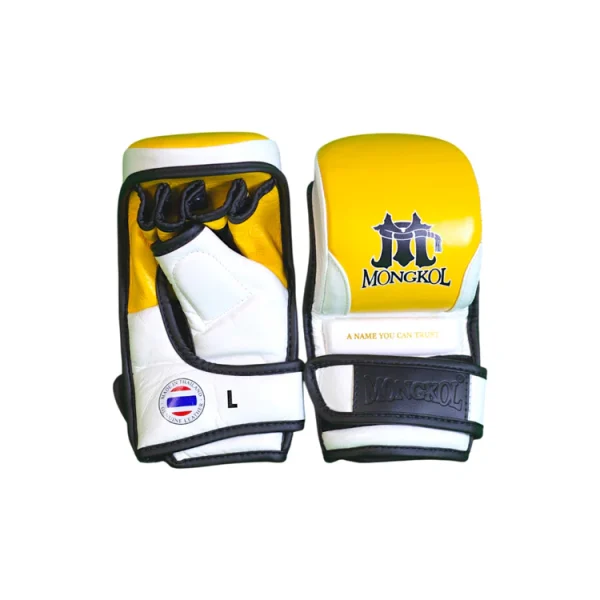 Gants MMA sparring Mongkol jaune Gants de sparring MMA Mongkol MGM03 jaune disponibles en plusieurs couleurs et tailles pour entraînement MMA et grappling