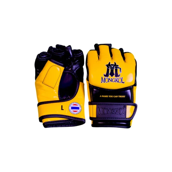 Gants MMA Sparring Mongkol MGM01 jaune et noir Paire de gants MMA Sparring Mongkol MGM01 en cuir blanc et noir, doigts ouverts, logo Mongkol, taille L, fabriqués en Thaïlande