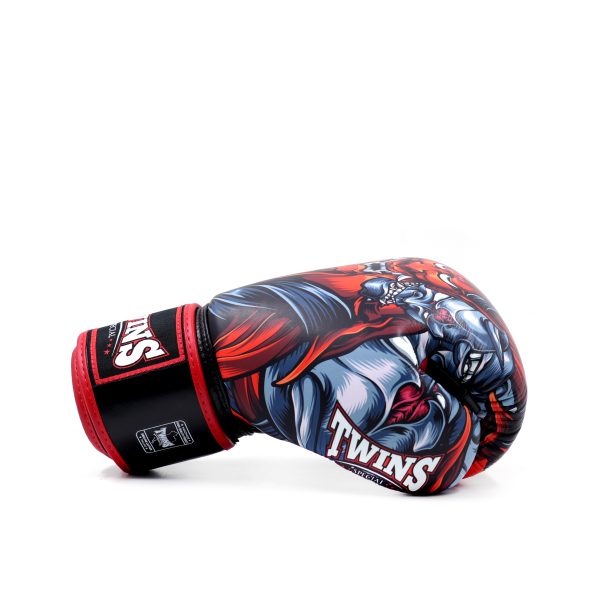 Gants de boxe twins kabuki 2 Gants de boxe twins kabuki vue poignet de coté