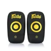 Paos Fairtex kplc6 Paos Fairtex KPLC6 face avant noir et jaune avec cible