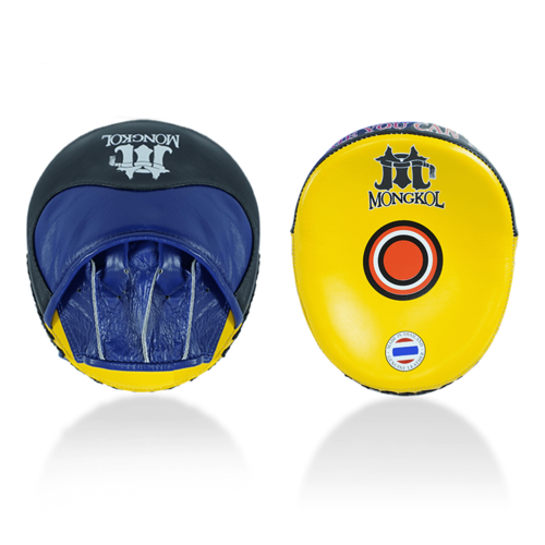 Pattes d'ours Mongkol jaune bleu Pattes d'ours Mongkol PMM03 jaune bleu, focus mitts muay thai cuir noir, zone de frappe convexe