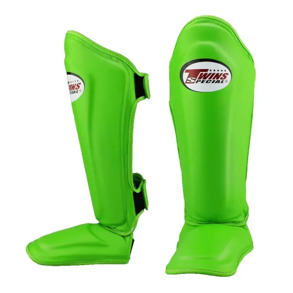 protège tibia twins vert Protège-tibias Twins Special SGL10 vert en cuir véritable pour muay thai, kickboxing et MMA