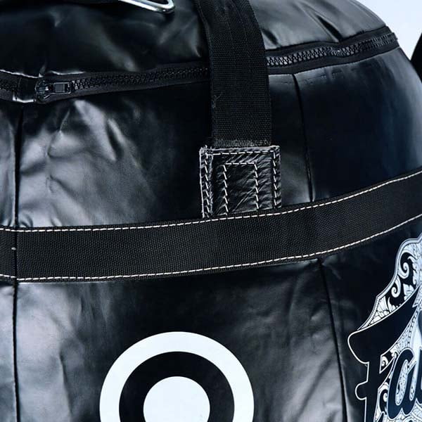 sac de frappe Fairtex hb13 couture Couture et poignée renforcées du sac de frappe Fairtex HB13