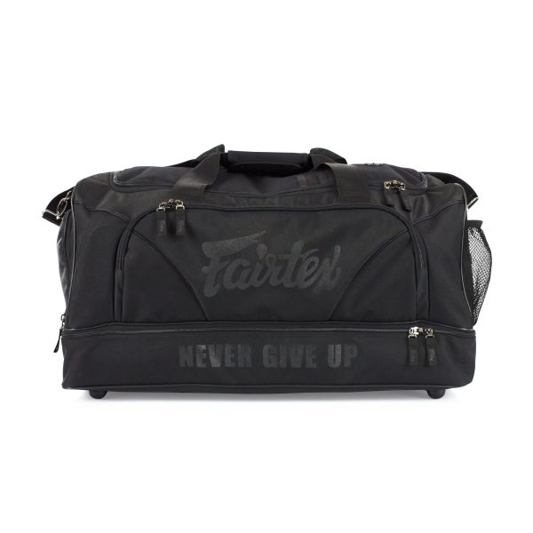 Sac de sport Fairtex BAG2 noir vue de face avec logo Fairtex
