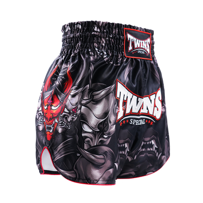 short muaythai twins kabuki vue de coté Short Muay Thai Twins Kabuki vue de côté masque de démon rouge