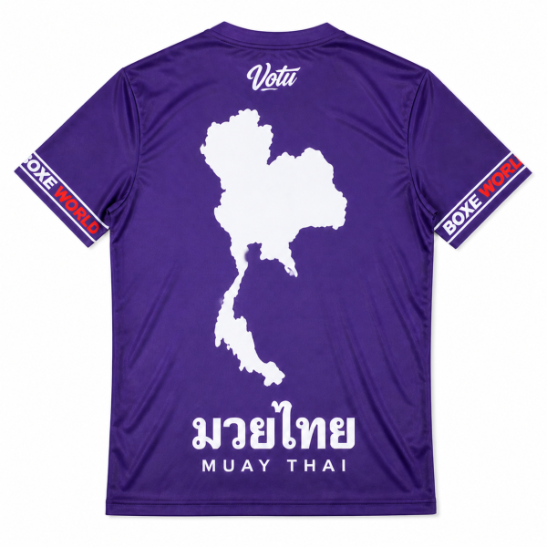 t-shirt muaythaï boxe world vue de dos T-shirt Muay Thai violet de sport avec motifs traditionnels et carte de la Thaïlande pour l'entraînement de boxe. vue de dos