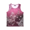 Débardeur Arwut Sublimation Rose vue de face, motif divinité thaïe et fleurs de cerisier