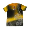 tshirt-arwut-rachasi-dos T-shirt Arwut Sublimation Rachasi vue de dos, motif créature mythique thaïe jaune et noir